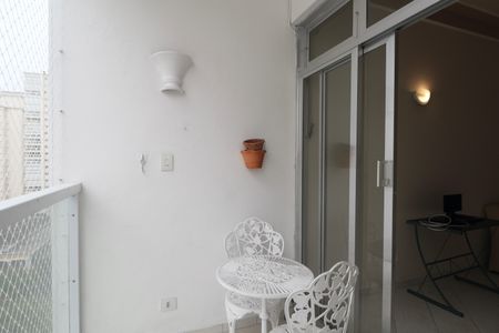 Varanda de apartamento para alugar com 2 quartos, 70m² em Centro, Guarujá