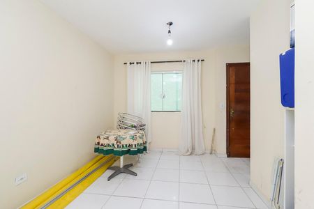 Sala de casa de condomínio à venda com 2 quartos, 70m² em Itaquera, São Paulo