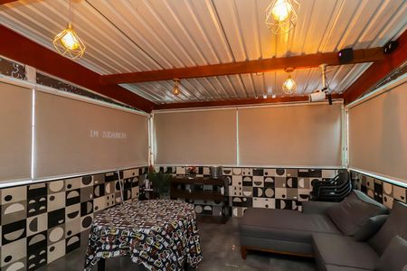 Casa de condomínio à venda com 70m², 2 quartos e 1 vagaEspaço Gourmet