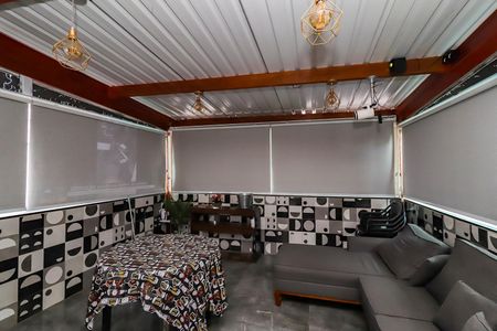 Casa de condomínio à venda com 70m², 2 quartos e 1 vagaEspaço Gourmet