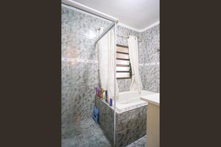 Casa à venda com 245m², 2 quartos e 2 vagas Casa à venda com 245m², 2 quartos e 2 vagasBanheiro da Suíte