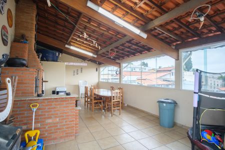 Casa à venda com 245m², 2 quartos e 2 vagas Casa à venda com 245m², 2 quartos e 2 vagasTerraço e espaço gourmet