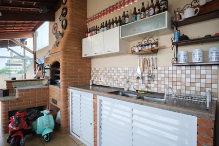 Casa à venda com 245m², 2 quartos e 2 vagas Casa à venda com 245m², 2 quartos e 2 vagasTerraço e espaço gourmet