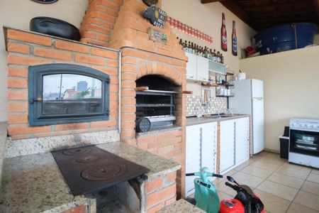 Casa à venda com 245m², 2 quartos e 2 vagas Casa à venda com 245m², 2 quartos e 2 vagasTerraço e espaço gourmet