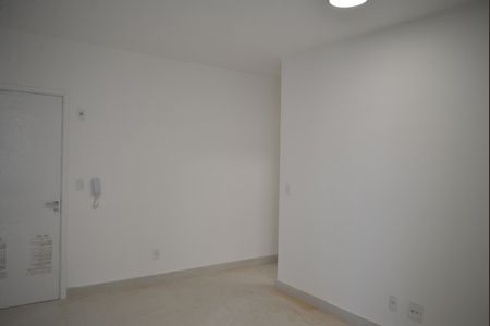 Sala de apartamento para alugar com 1 quarto, 47m² em Parque das Nações, Santo André