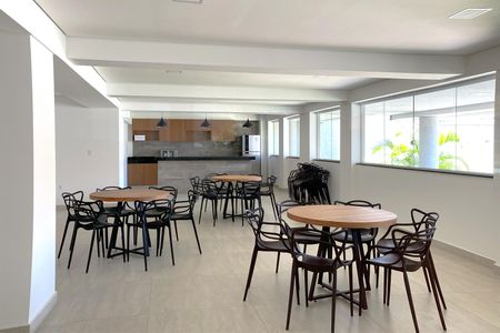 Apartamento à venda com 163m², 3 quartos e 3 vagas Apartamento à venda com 163m², 3 quartos e 3 vagasÁrea comum - Salão de festas