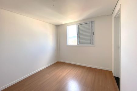 Apartamento à venda com 163m², 3 quartos e 3 vagas Apartamento à venda com 163m², 3 quartos e 3 vagasSuite 1