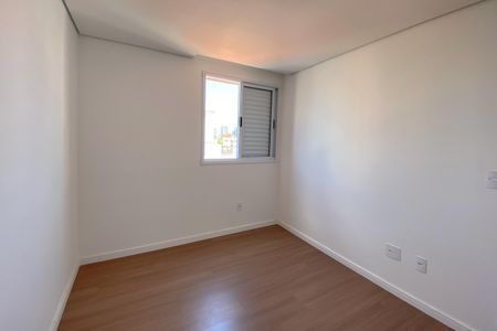 Apartamento à venda com 163m², 3 quartos e 3 vagas Apartamento à venda com 163m², 3 quartos e 3 vagasQuarto 2