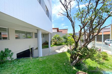 Apartamento à venda com 163m², 3 quartos e 3 vagas Apartamento à venda com 163m², 3 quartos e 3 vagasÁrea comum - Jardim