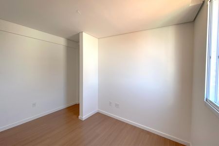 Apartamento à venda com 163m², 3 quartos e 3 vagas Apartamento à venda com 163m², 3 quartos e 3 vagasQuarto 3