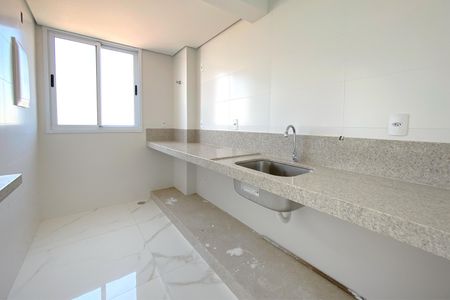 Apartamento à venda com 163m², 3 quartos e 3 vagas Apartamento à venda com 163m², 3 quartos e 3 vagasCozinha