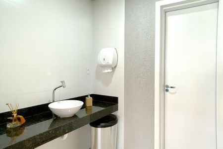 Apartamento à venda com 163m², 3 quartos e 3 vagas Apartamento à venda com 163m², 3 quartos e 3 vagasÁrea comum - Banheiro