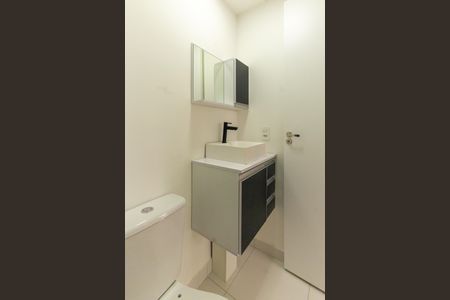 Apartamento para alugar com 38m², 2 quartos e 1 vaga Apartamento para alugar com 38m², 2 quartos e 1 vagaBanheiro Social