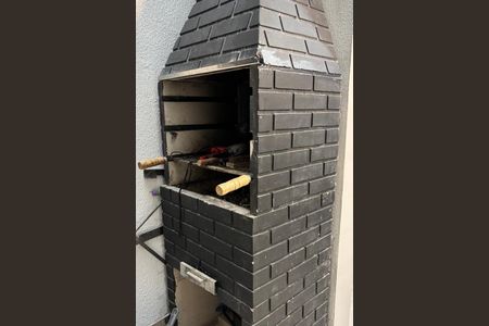 Apartamento à venda com 37m², 2 quartos e 1 vagaÁrea de serviço 