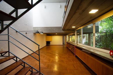 Sala de casa para alugar com 4 quartos, 300m² em Jardim Paulistano, São Paulo