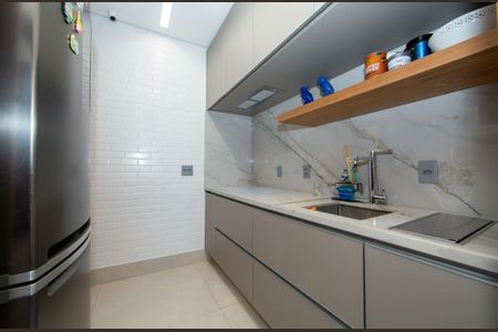 Apartamento à venda com 75m², 2 quartos e 1 vagaCOZINHA