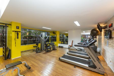 Apartamento à venda com 75m², 2 quartos e 1 vagaACADEMIA