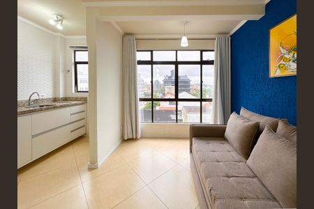 Sala de apartamento para alugar com 1 quarto, 70m² em Jurerê, Florianópolis