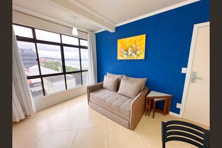 Sala de apartamento para alugar com 1 quarto, 70m² em Jurerê, Florianópolis