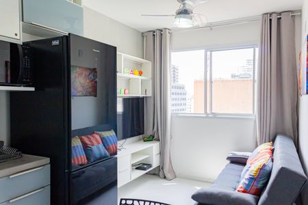 Sala/Cozinha de apartamento para alugar com 1 quarto, 25m² em Barra Funda, São Paulo