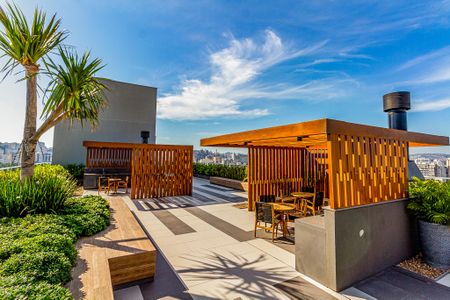 Studio à venda com 30m², 1 quarto e 1 vaga Studio à venda com 30m², 1 quarto e 1 vagaÁrea comum - Piscina