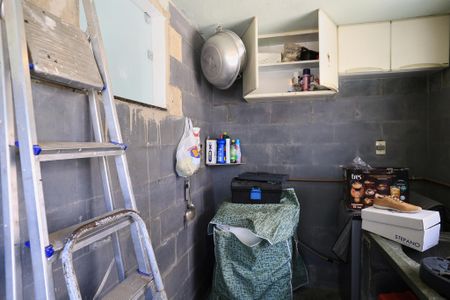 Casa à venda com 360m², 3 quartos e 2 vagas Casa à venda com 360m², 3 quartos e 2 vagasÁrea de Serviço