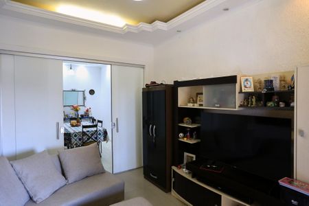 Casa à venda com 360m², 3 quartos e 2 vagas Casa à venda com 360m², 3 quartos e 2 vagasSala