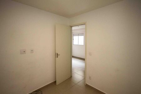 Quarto 1 de apartamento para alugar com 2 quartos, 34m² em Cidade Líder, São Paulo