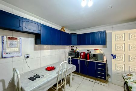 Casa à venda com 165m², 3 quartos e 3 vagasCozinha