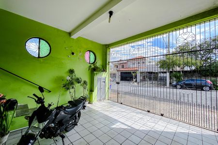 Casa à venda com 165m², 3 quartos e 3 vagasGaragem