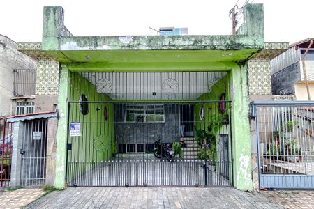 Casa à venda com 165m², 3 quartos e 3 vagasFachada - Plaquinha