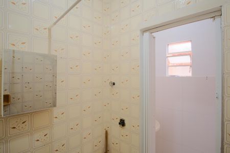 Banheiro de casa para alugar com 1 quarto, 70m² em Penha de França, São Paulo