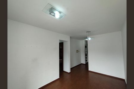 Sala de apartamento para alugar com 3 quartos, 63m² em Jardim Botucatu, São Paulo