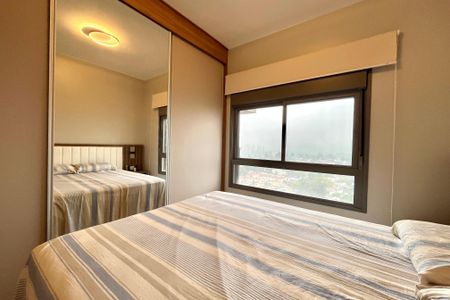 Suite 1 de apartamento para alugar com 3 quartos, 165m² em Jardim Prudência, São Paulo