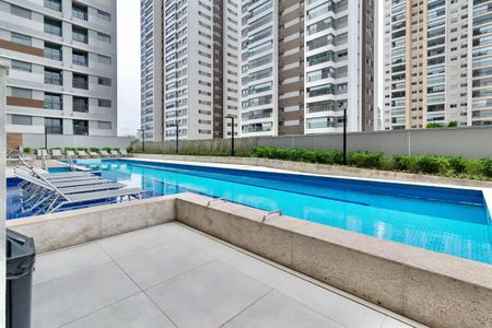 Apartamento à venda com 165m², 3 quartos e 2 vagasÁrea comum - Piscina