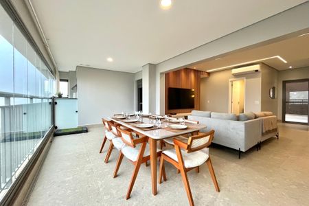 Apartamento à venda com 165m², 3 quartos e 2 vagasVaranda da Sala