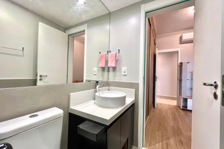 Apartamento à venda com 165m², 3 quartos e 2 vagasBanheiro da Suíte 2