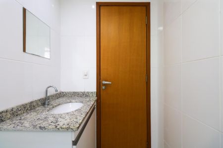 Apartamento para alugar com 129m², 3 quartos e 3 vagas Apartamento para alugar com 129m², 3 quartos e 3 vagasBanheiro da Suíte 1