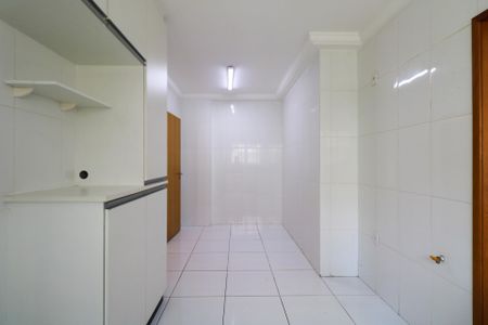 Apartamento para alugar com 129m², 3 quartos e 3 vagas Apartamento para alugar com 129m², 3 quartos e 3 vagasCozinha