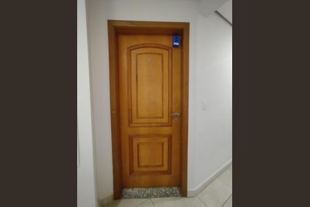 Apartamento para alugar com 129m², 3 quartos e 3 vagas Apartamento para alugar com 129m², 3 quartos e 3 vagasLockbox