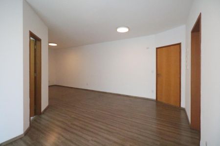 Sala de apartamento para alugar com 3 quartos, 129m² em Olímpico, São Caetano do Sul