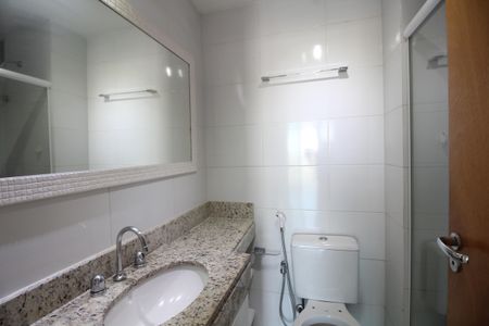Apartamento à venda com 80m², 2 quartos e 1 vagaBanheiro Social