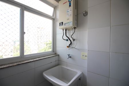 Apartamento à venda com 80m², 2 quartos e 1 vagaÁrea de Serviço