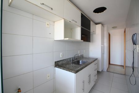 Apartamento à venda com 80m², 2 quartos e 1 vagaCozinha
