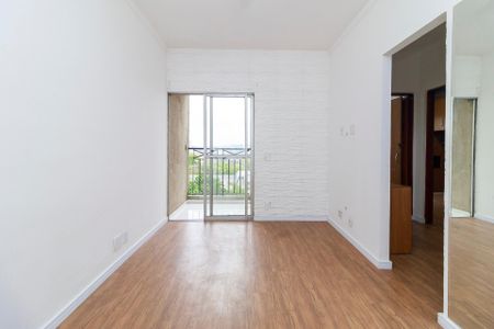 Sala de apartamento para alugar com 2 quartos, 50m² em Jardim Casablanca, São Paulo