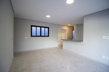 Sala  de casa para alugar com 4 quartos, 615m² em Jardim Pagliato, Sorocaba