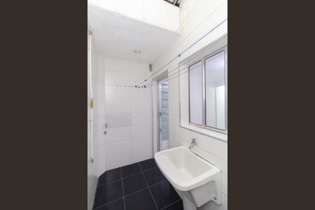 Casa de condomínio para alugar com 92m², 2 quartos e 1 vaga Casa de condomínio para alugar com 92m², 2 quartos e 1 vagaÁrea de Serviço