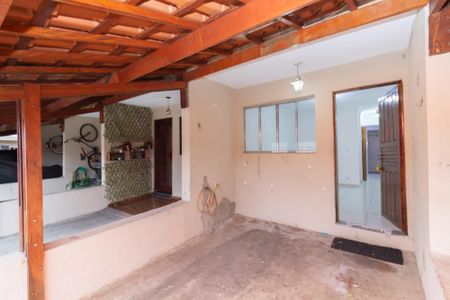 Casa de condomínio para alugar com 92m², 2 quartos e 1 vaga Casa de condomínio para alugar com 92m², 2 quartos e 1 vagaGaragem