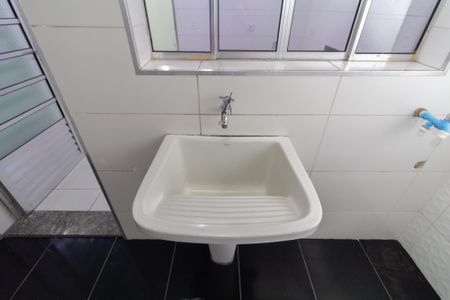 Casa de condomínio para alugar com 92m², 2 quartos e 1 vaga Casa de condomínio para alugar com 92m², 2 quartos e 1 vagaÁrea de Serviço