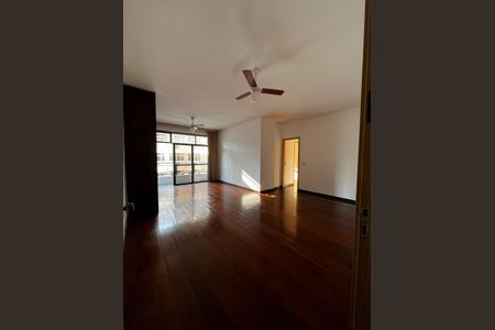 Apartamento à venda com 150m², 3 quartos e 2 vagasSala